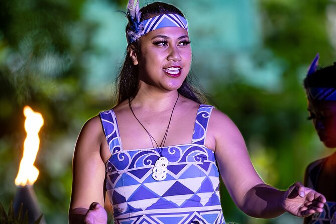 Toa Luau at Waimea Valley, Oahu - The dinner: plentiful, local, and practical