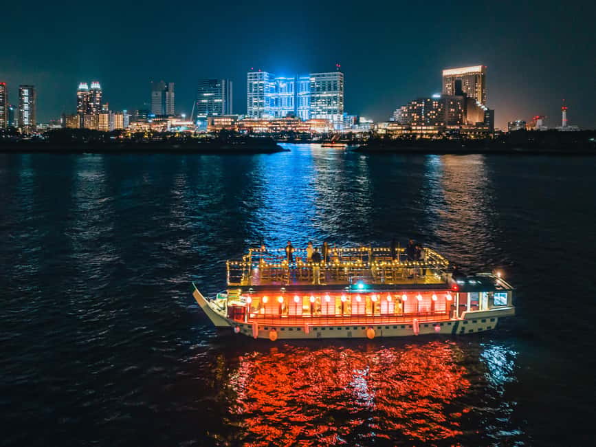 Tokyo Dinner Cruise & Tradition Show & Drinks & Tokyo Tower - Sukiyaki-style hot pot and unlimited soft drinks