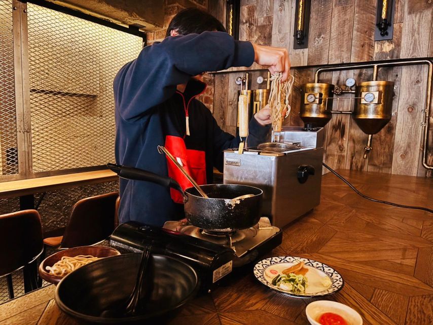 Tokyo: Easy Ramen Cooking Experience in Kabukicho, Shinjuku - Boiling noodles and adding your toppings