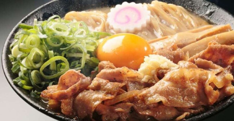 Tokyo: Easy Ramen Cooking Experience in Kabukicho, Shinjuku - The short history lesson before you cook