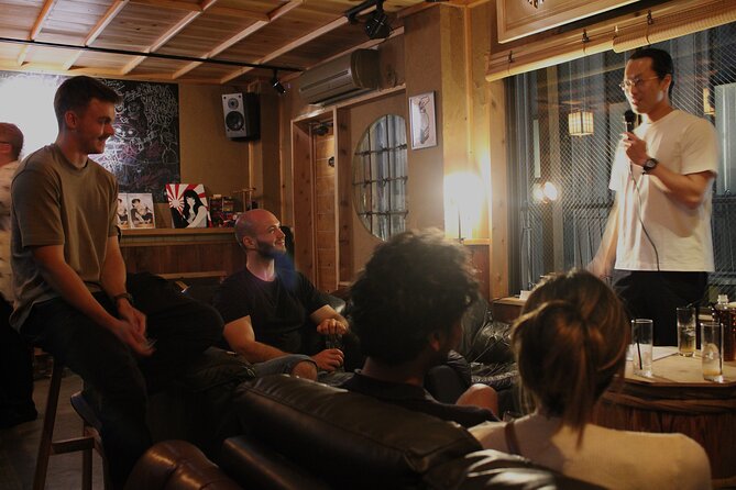 Tokyo: English Standup Comedy Night - Why the small group size matters