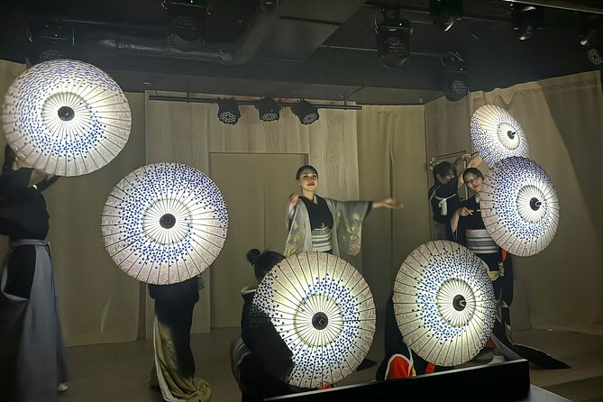 Tokyo Japanese Dance Cabaret Theater Asakusa-Kaguwa - Food and drinks: what is included and what costs extra