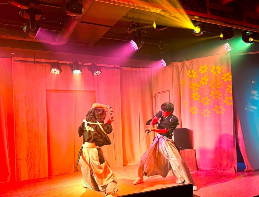 Tokyo: Japanese Dance Cabaret Theater Asakusa-Kaguwa Ticket - The main strengths and drawbacks
