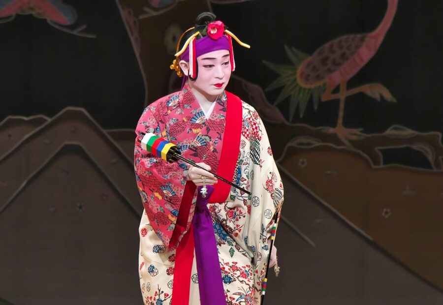 Tokyo: KABUKI, BUNRAKU, etc. presented by National Theatre - Choosing between Kabuki, Bunraku, and Hogaku