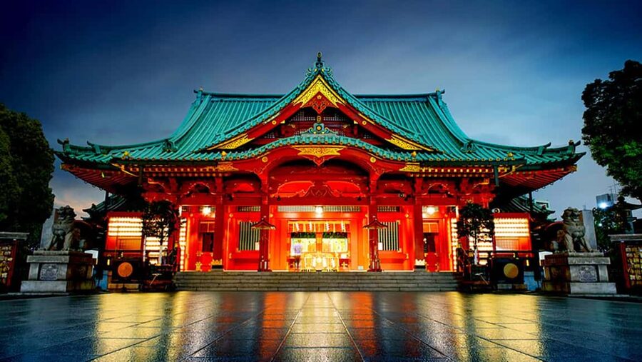 Tokyo: Samurai Entertainment Night Show in Kanda Shrine - Why Kanda Myojin gives the evening extra character