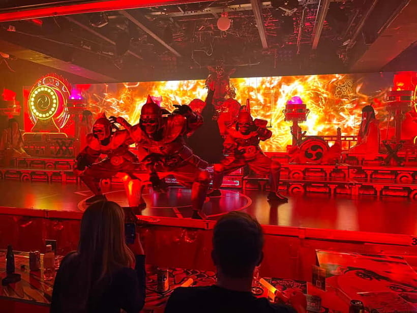 Tokyo: Samurai Restaurant Show Ticket with 2 Drinks - Drinks, Snacks, and the Food Question