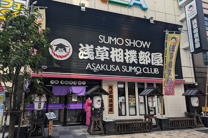 Tokyo Sumo Entertainment Show with Chicken Hot Pot and Photo - A geisha dance opens the evening
