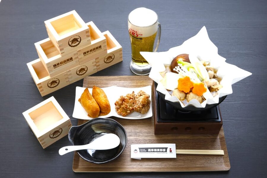 Tokyo: Sumo Show Experience with Chicken Hot Pot and a Photo - Who will enjoy this most?