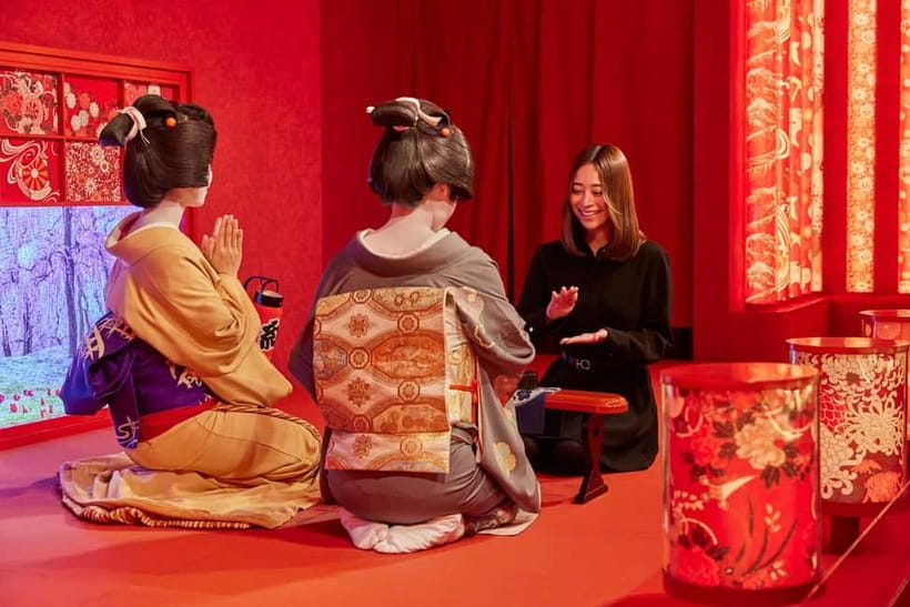 Tokyo: Traditional Geisha Experience Show & Japanese Dinner - Entering Benitsuya on the sixth floor