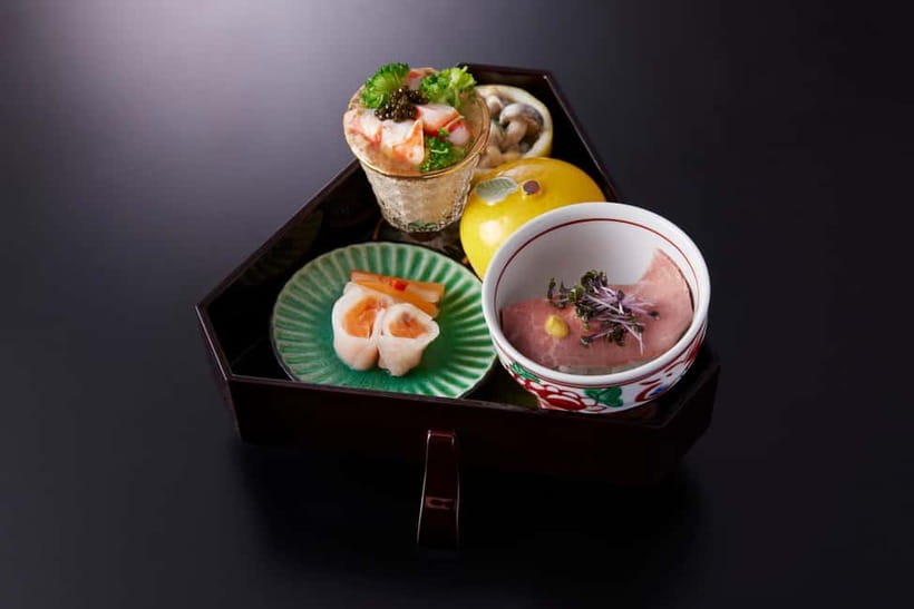 Tokyo: Traditional Geisha Experience Show & Japanese Dinner - Should you book Benitsuya?