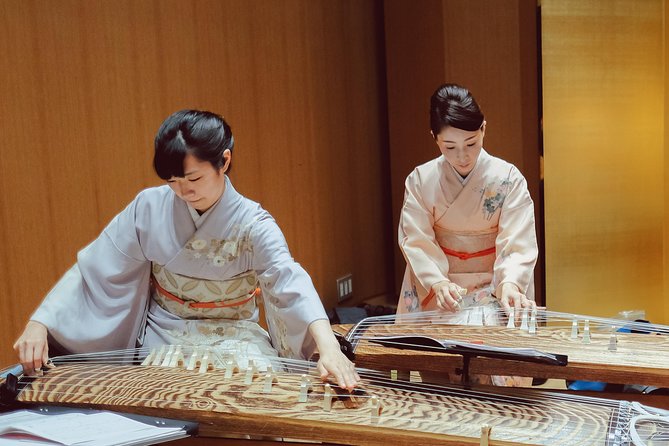 Traditional Japanese Music ZAKURO SHOW in Tokyo - What the ZAKURO SHOW actually gives you