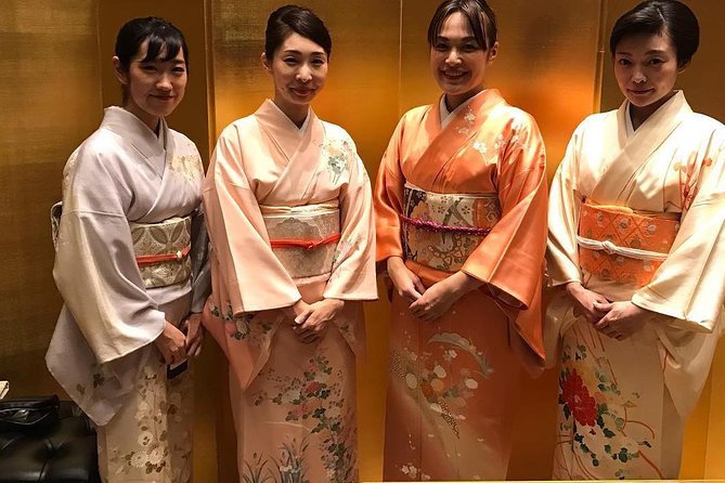 Traditional Japanese Music ZAKURO SHOW in Tokyo - The educational side is the main reason to book