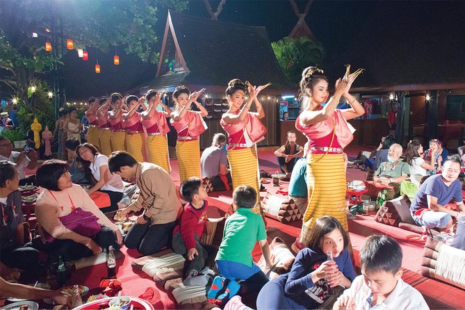 Traditional Khum Khantoke Dinner from Chiang Mai with Cultural Dance Show - The dance and music program