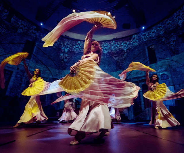 Turkish Dance Show at Hodjapasha Cultural Centre in Istanbul - Why the Anatolian dances matter