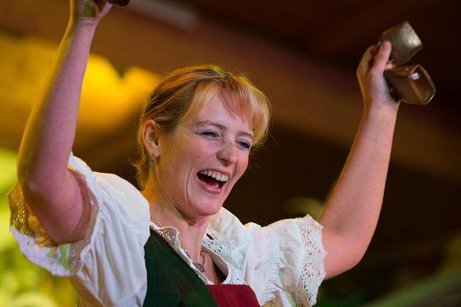 Tyrolean Folk Show Ticket in Innsbruck - How Much Is Cultural Experience and How Much Is Tourist Show?