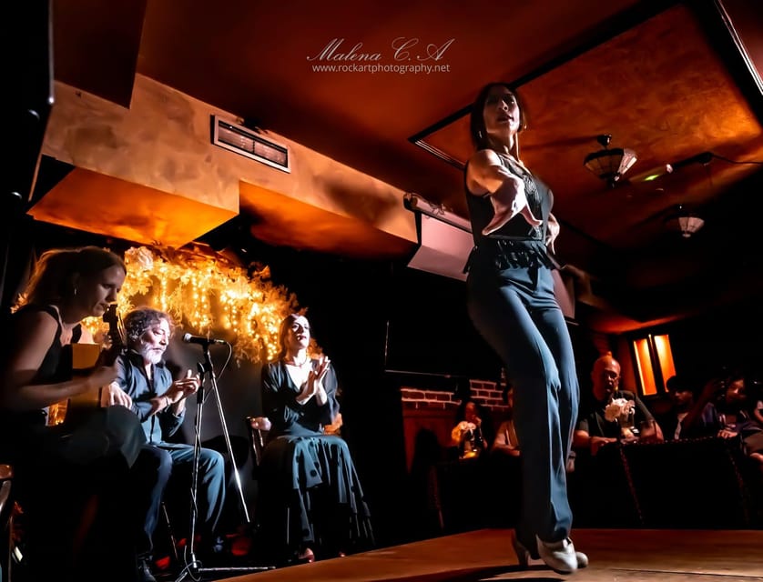 Valencia: Flamenco Show at Tablao La Reina - The emotional force of flamenco