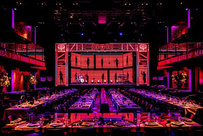 VEGAS Dazzling Variety Dinner Show in Amsterdam - Who will enjoy VEGAS most?