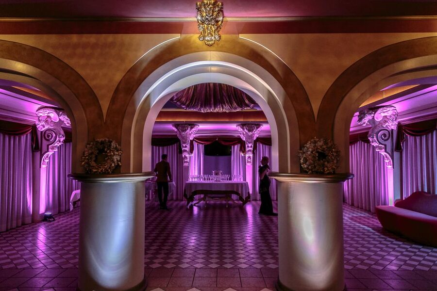 Venice: Cabaret Dinner Show - A Cabaret Evening Away From the Canals