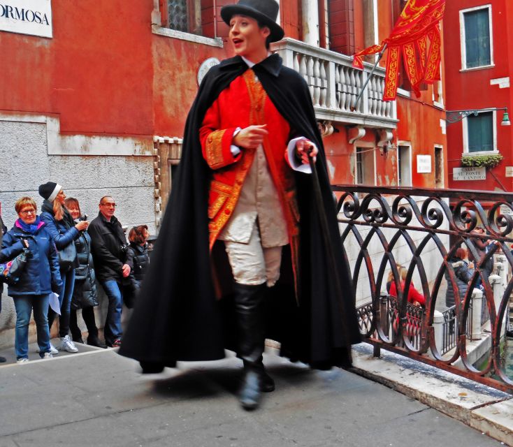 Venice:Theatrical Walking Carnival Show & Casanova's Secrets - Key points to know before booking