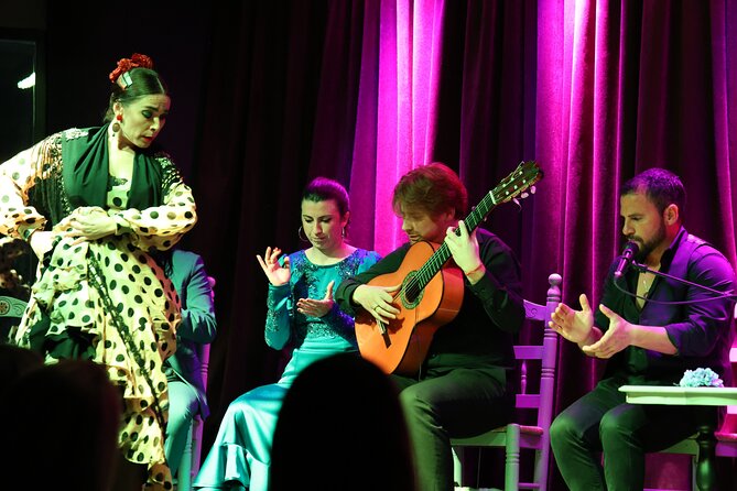 Vibrant Flamenco Show and Tapas Menu in Alicante - What happens during the two-hour evening