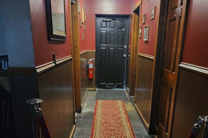 Vito's Vault Chicago finest dinner theatre speakeasy - Why the 6 pm start matters
