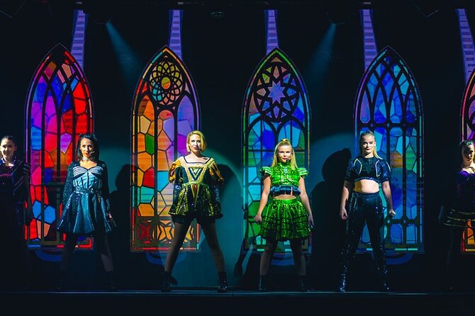 Viva Broadway Show! Celebrating the West End & Broadway - Broadway favourites in a Blackpool cabaret setting