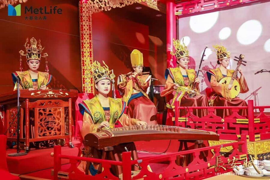 Xi'an: Tang Dynasty Music and Dance Show with Round Trip Transfer - Pickup at 6:00 or 6:30 PM
